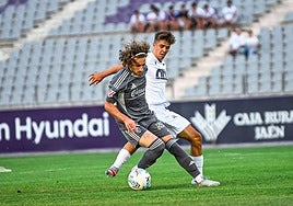 Luka Gagnidze gira sobre sí mismo durante el Trofeo del Olivo, antes de sufrir el esguince de su tobillo derecho.