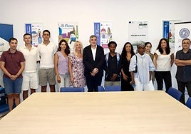 Representación de los refugiados becados por la Universidad de Almería.