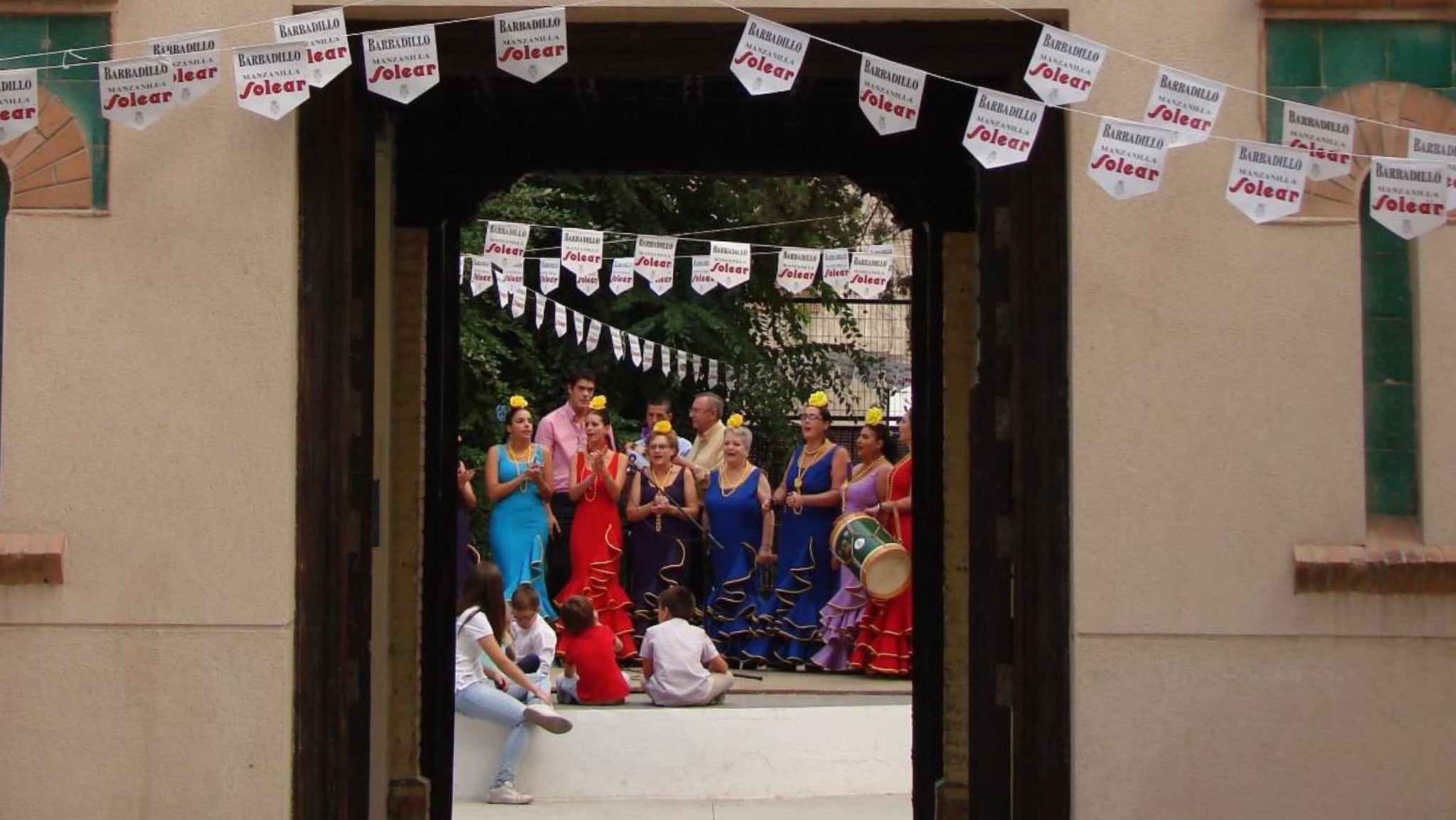 Actuación flamenca en la 'Velá del Dulce Nombre'