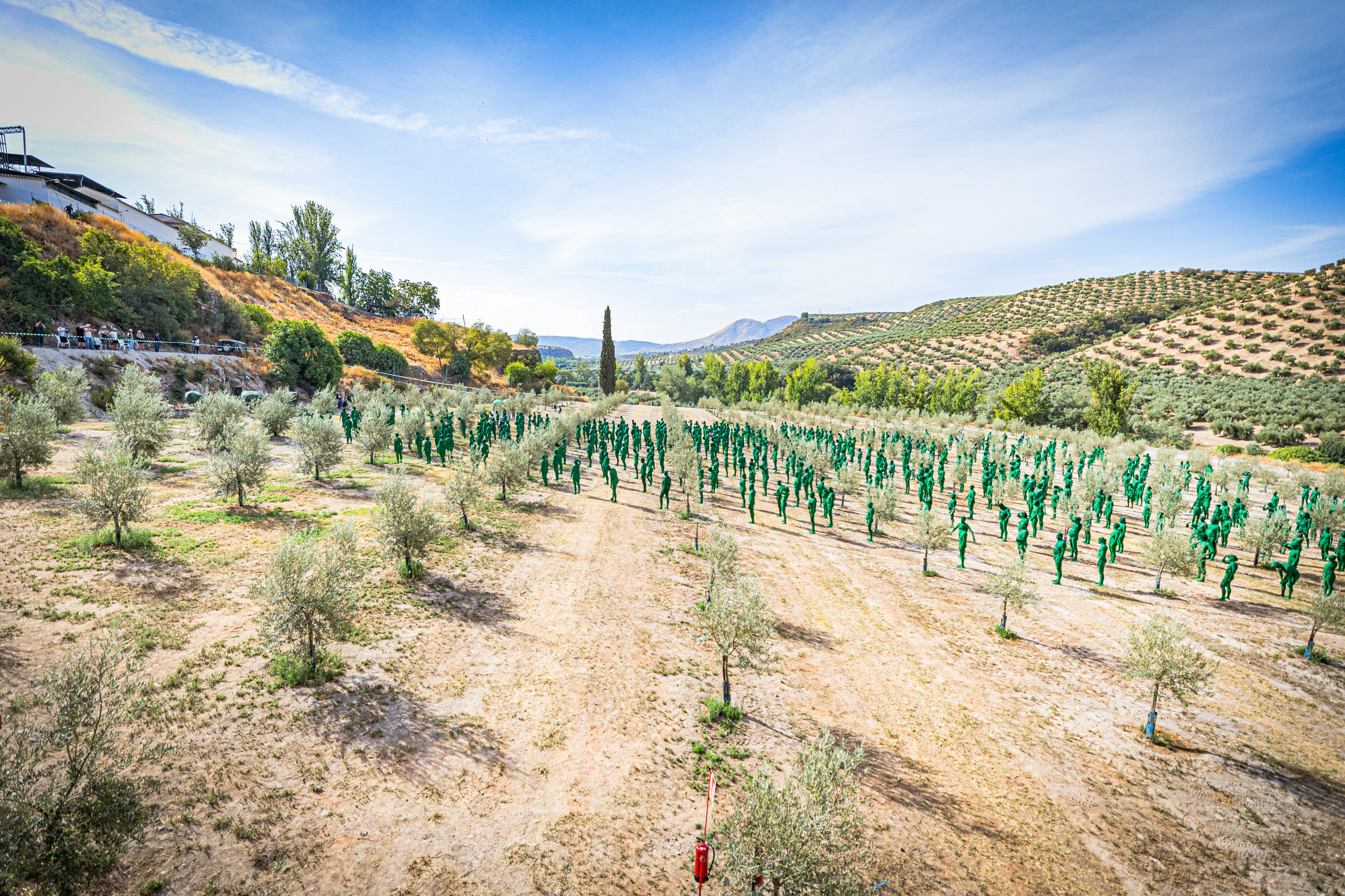Las imágenes de los desnudos verdes en Granada