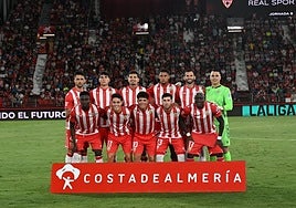 Once titular del Almería contra el Sporting de Gijón