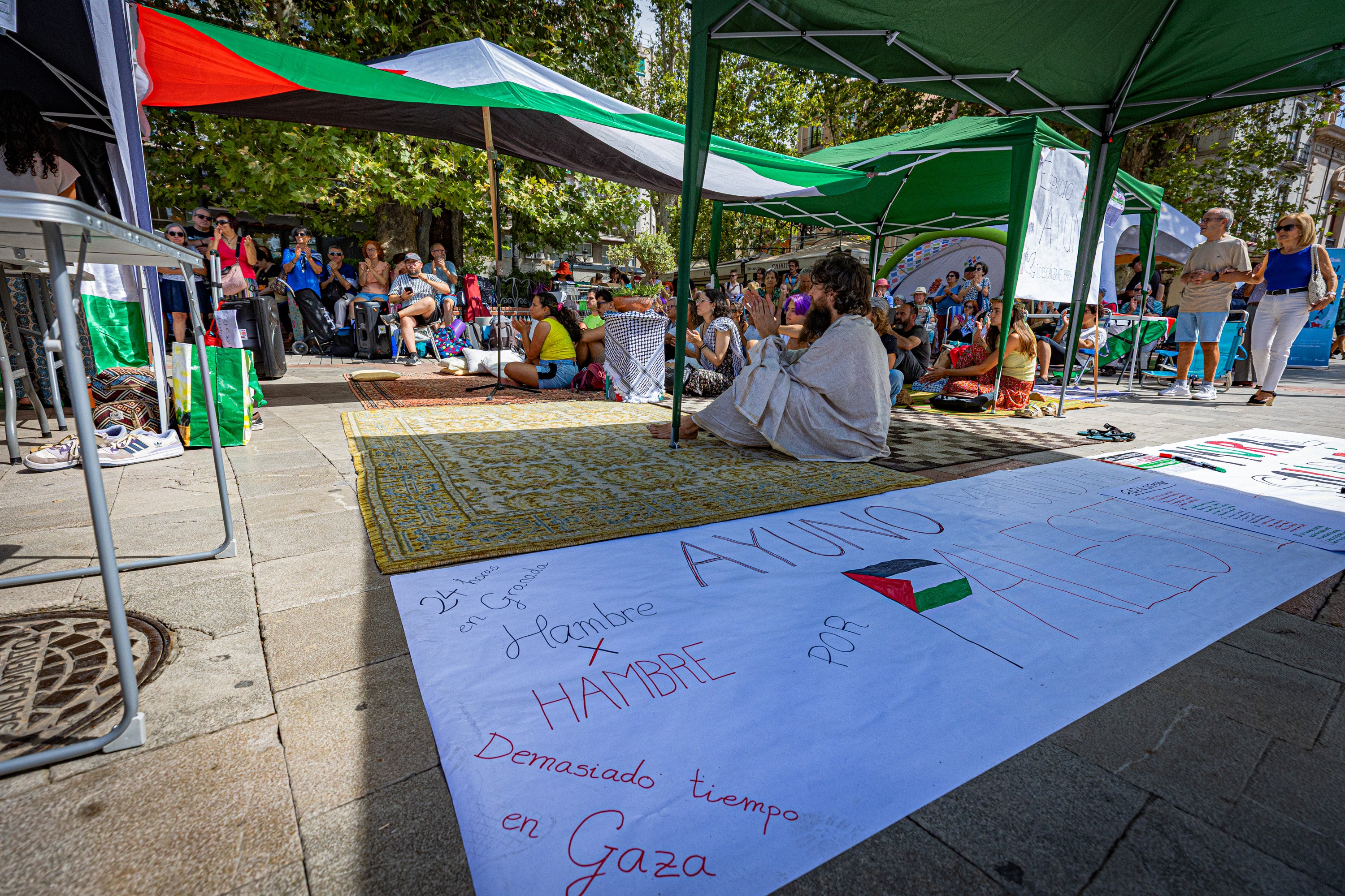 Las imágenes del ayuno solidario con Palestina en Granada