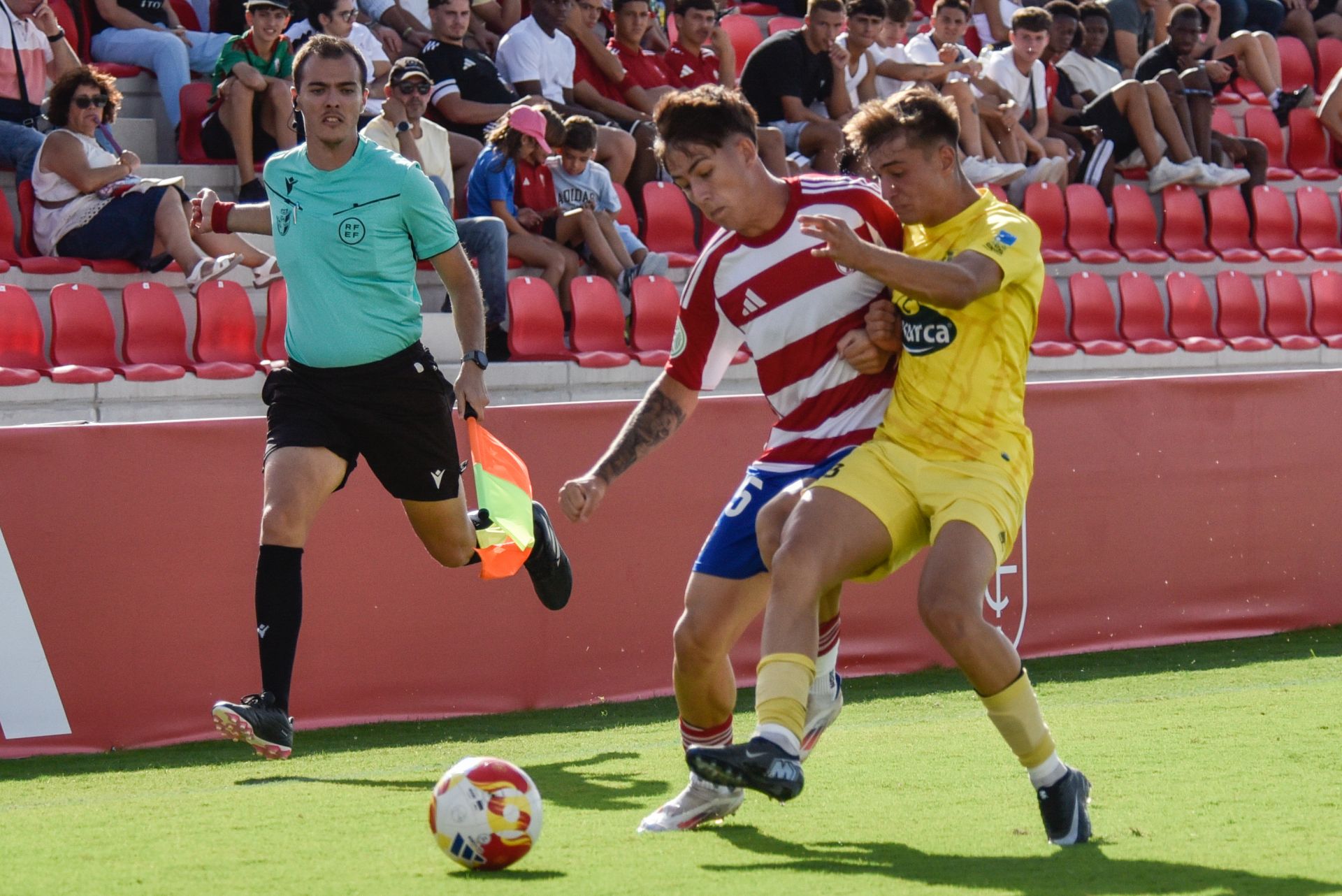 Las mejores imágenes del Recreativo Granada - Huétor Tájar