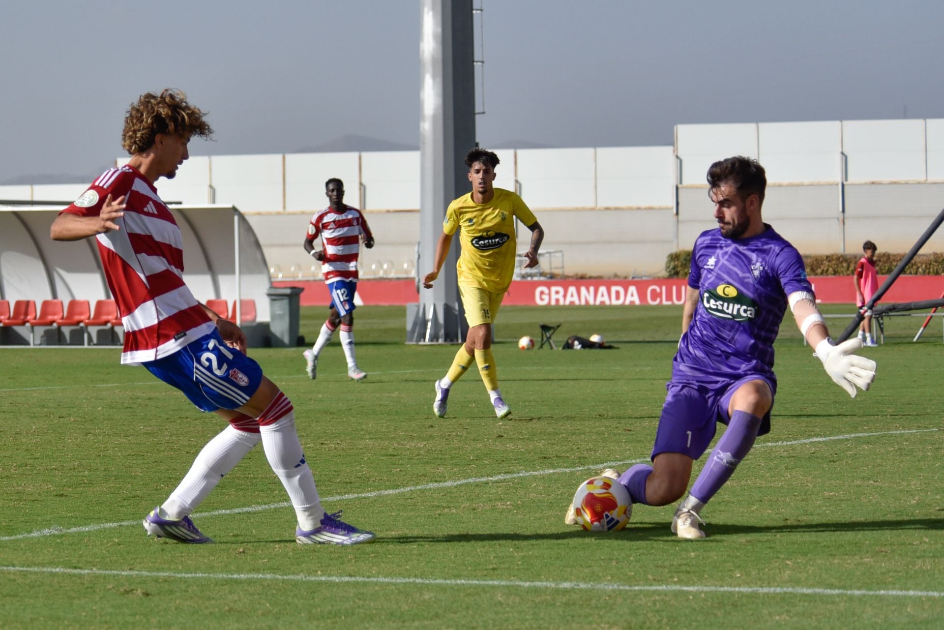 Las mejores imágenes del Recreativo Granada - Huétor Tájar