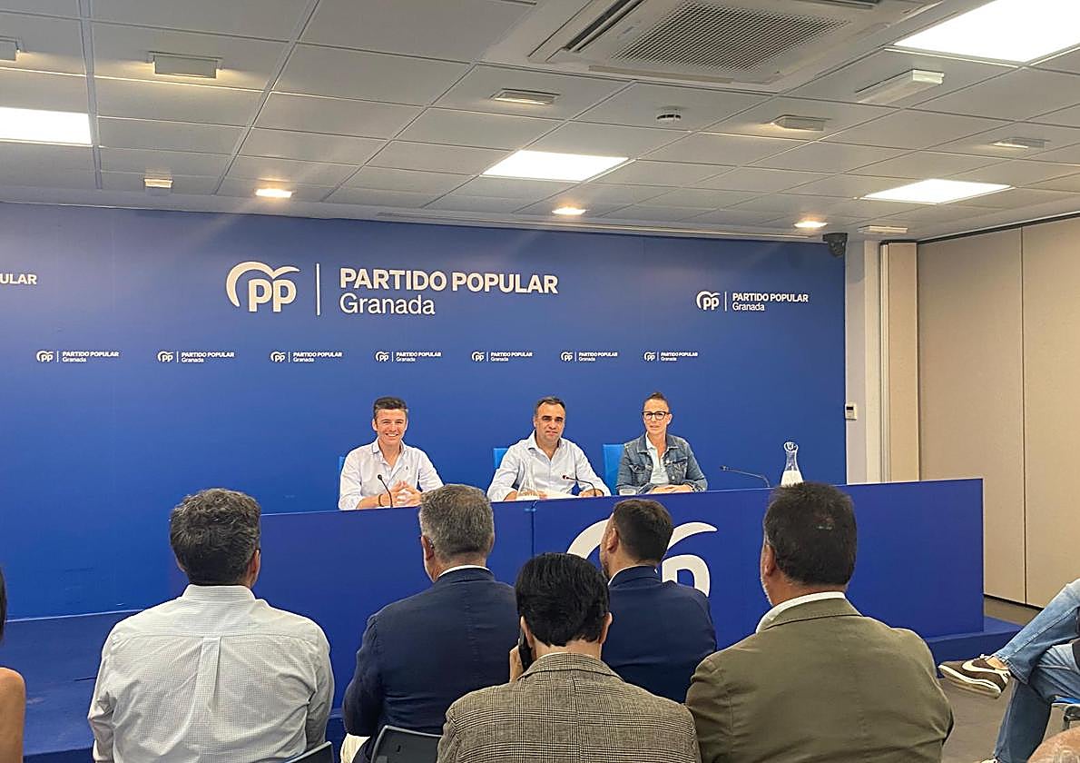 Rodríguez encabezará la delegación de 313 compromisarios del PP de Granada al Congreso andaluz