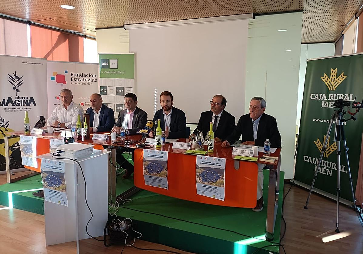 Autoridades, en la inauguración del XV Curso de Planificación Estratégica y Desarrollo Rural.