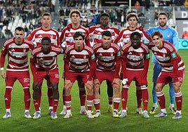 El once del Granada en Burgos.