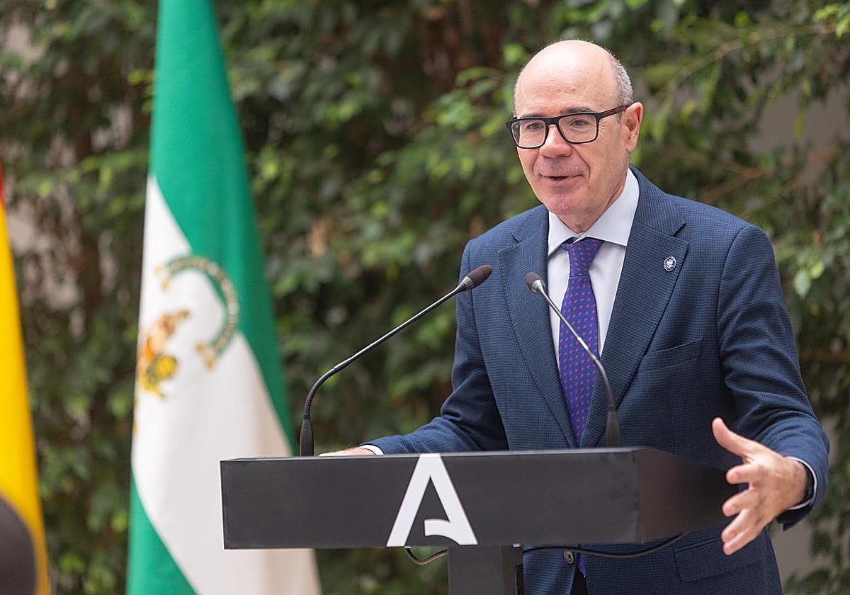 Pedro Mercado, rector de la Universidad de Granada
