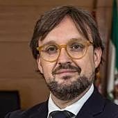 Imagen - «Si se viaja es recomendable informar al médico y solicitar autorización y si es posible informar a la empresa para evitar malentendidos»