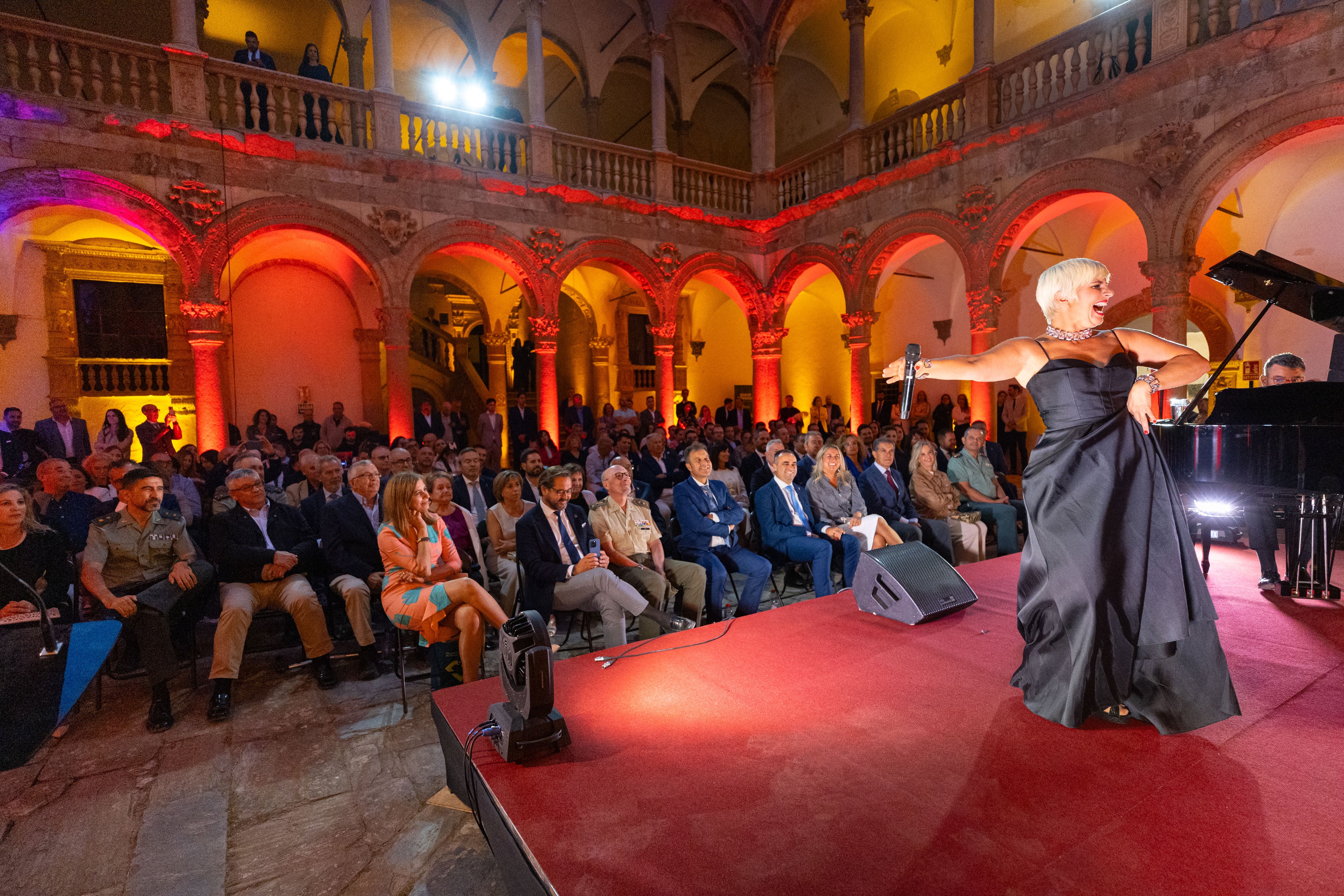 Las imágenes de la inauguración del castillo de La Calahorra este miércoles