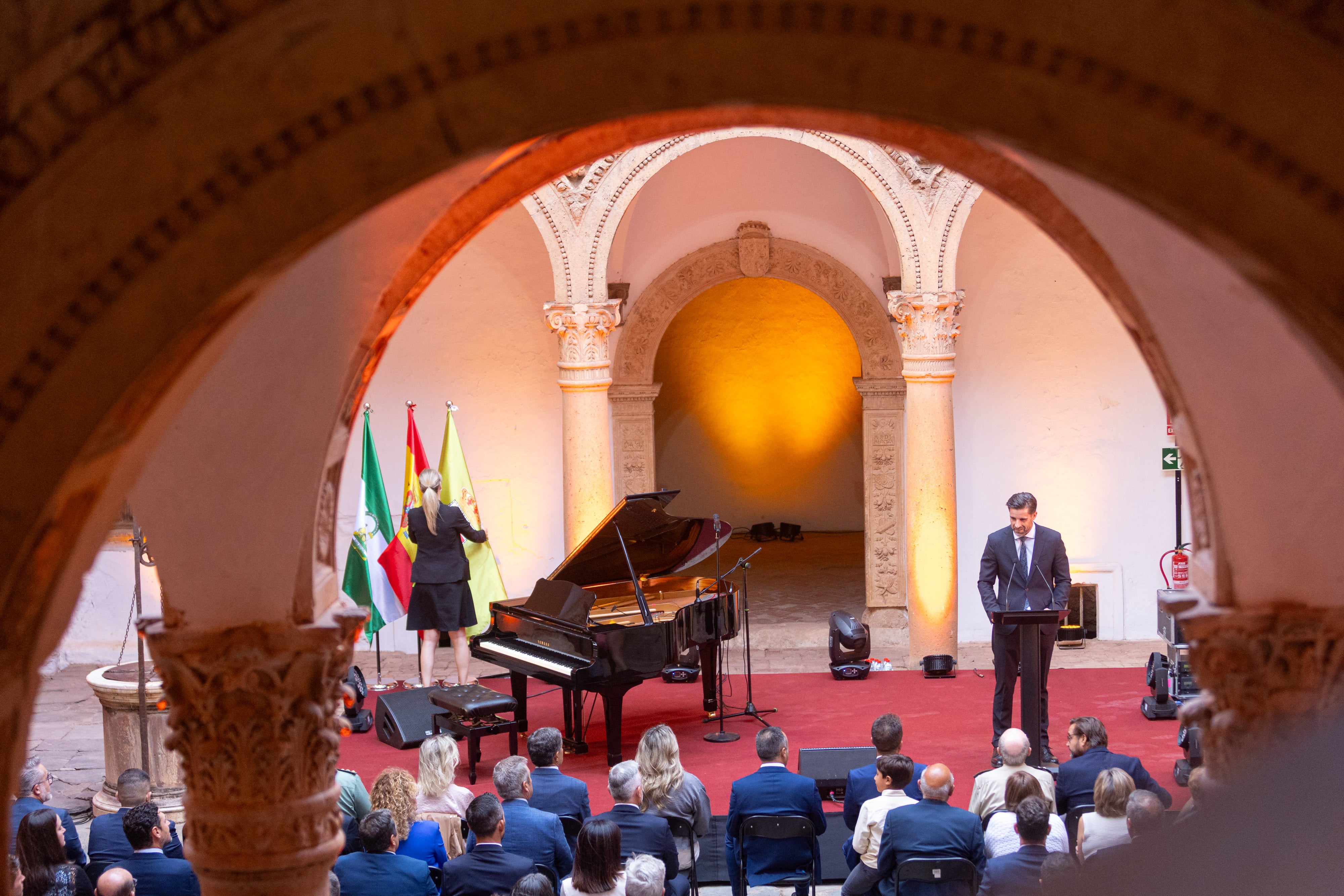 Las imágenes de la inauguración del castillo de La Calahorra este miércoles