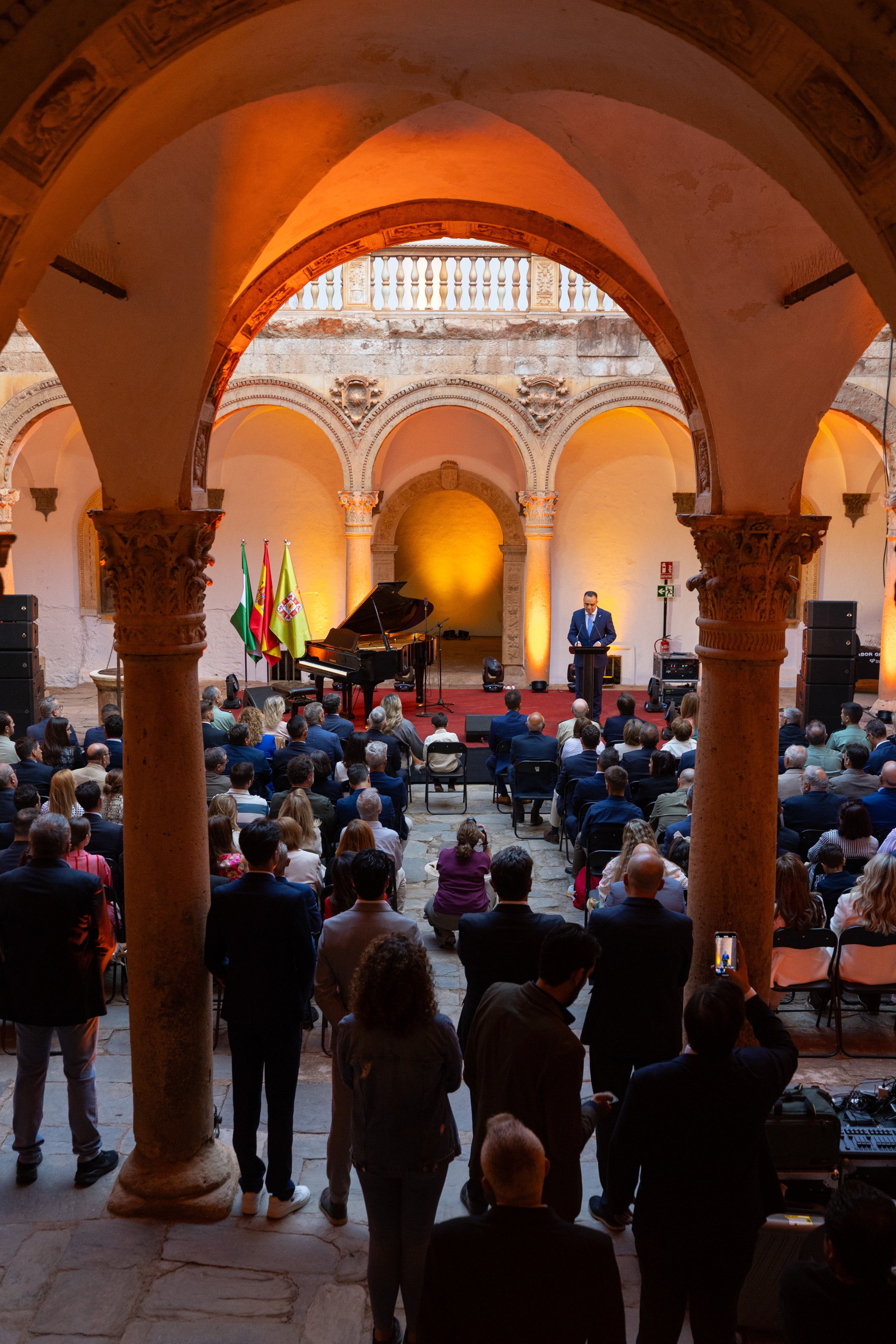 Las imágenes de la inauguración del castillo de La Calahorra este miércoles