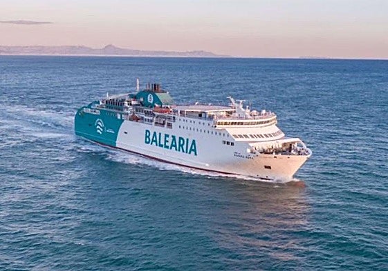 Ferry de Balearia.