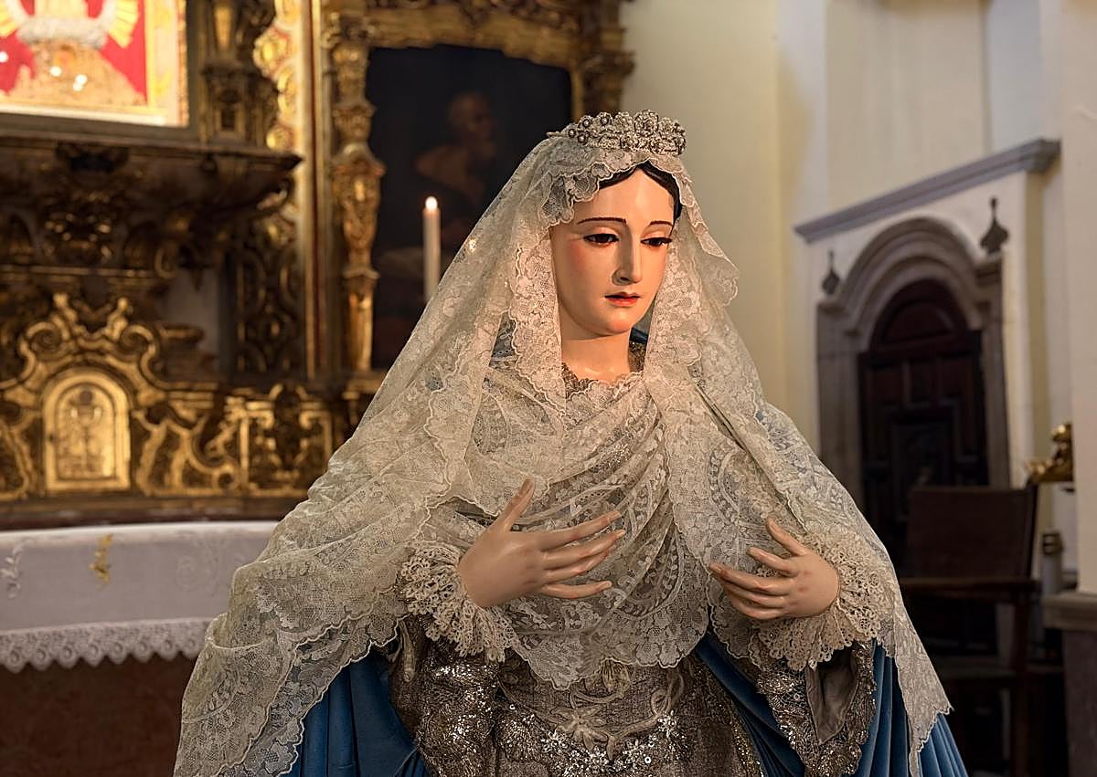 Imagen secundaria 1 - Las imágenes de la restauración del Señor de la Santa Cena y la Virgen de la Victoria