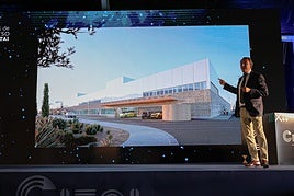 El gerente de la Citai en el momento del anuncio del centro de datos durante la gala.