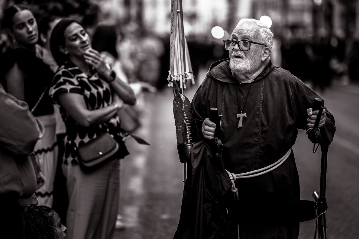 Las imágenes más íntimas de la procesión de la Virgen de las Angustias