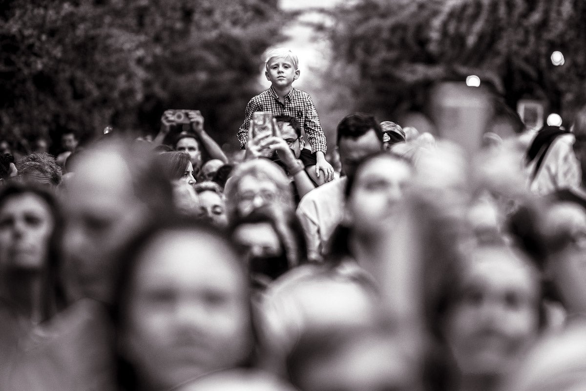 Las imágenes más íntimas de la procesión de la Virgen de las Angustias