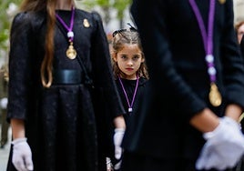 Las imágenes de la procesión de la Patrona por las calles de Granada
