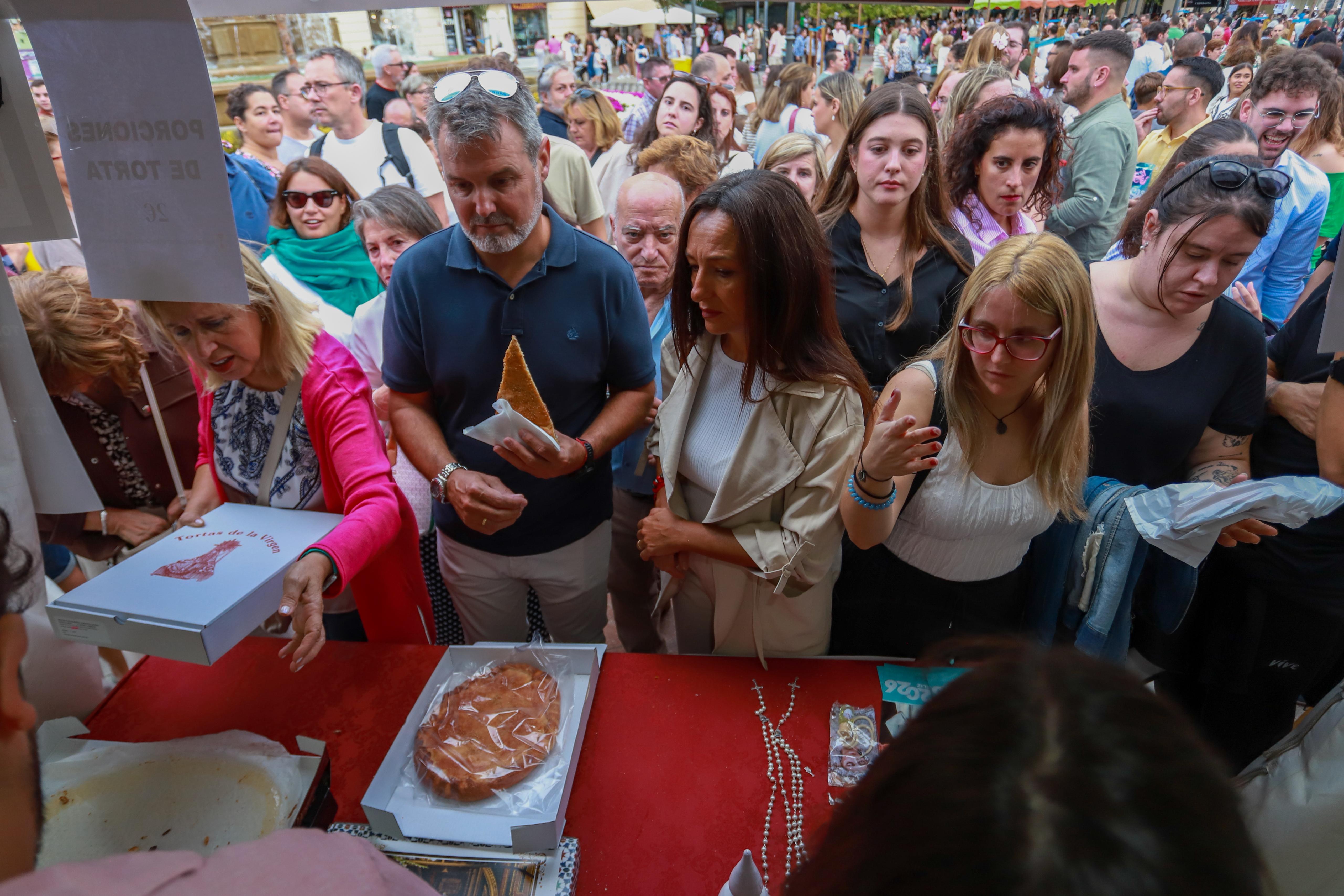 Las imágenes de la procesión de la Patrona por las calles de Granada
