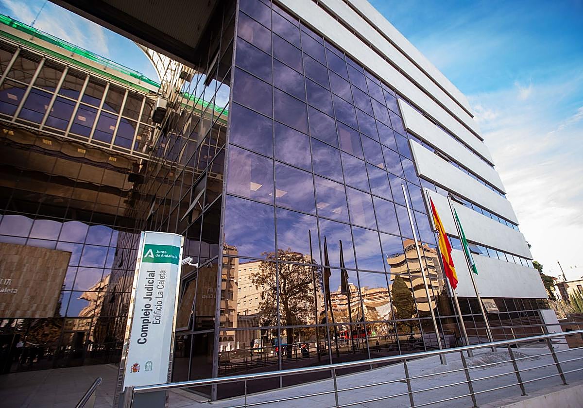 Los abogados granadinos exigen refuerzos para los tribunales, donde se señalan juicios a más de dos años vista