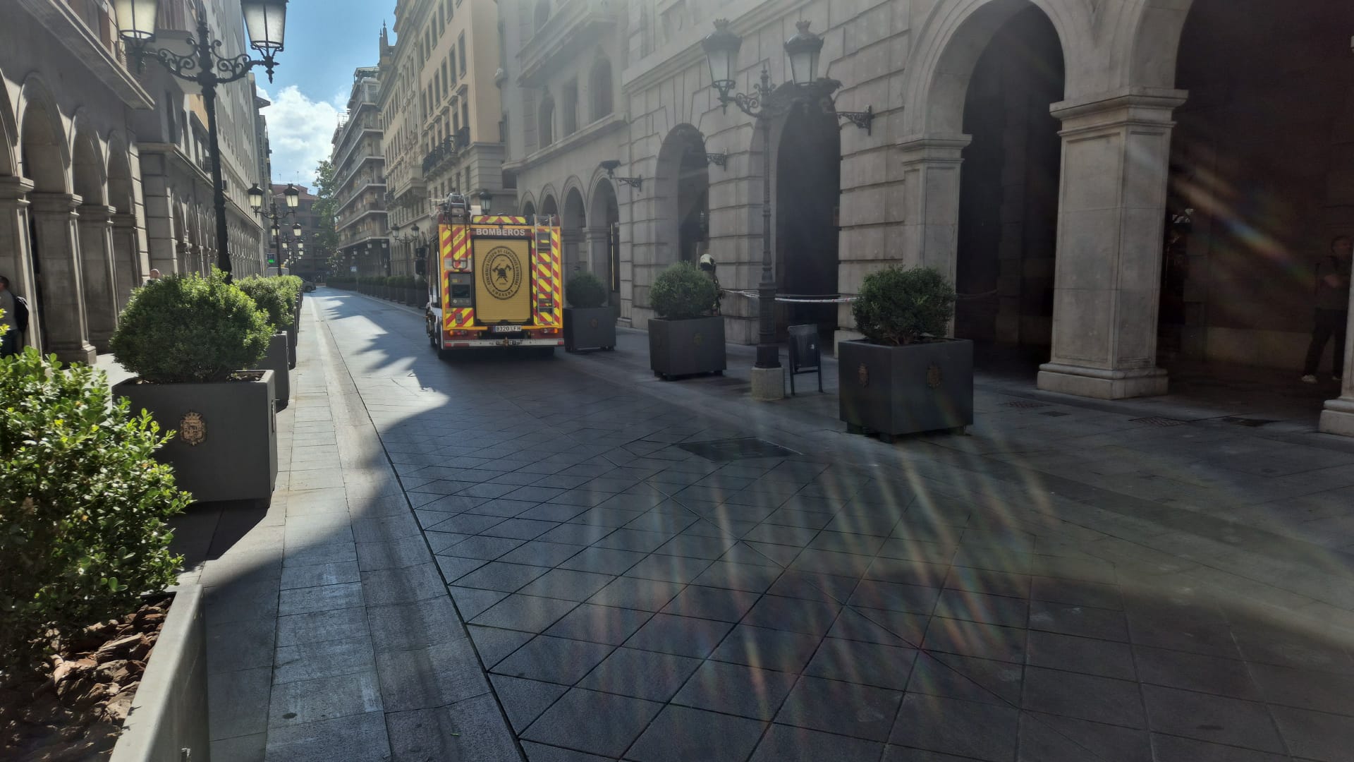 El incendio en el edificio de Correos, en imágenes