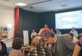 Tensión en Cervantes por la reforma de la avenida.