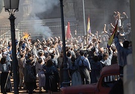 Momento del rodaje de 'La bola negra', en Santa Ana.