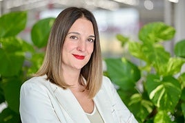 María Aguilera comenzó su carrera profesional con unas prácticas en la compañía en 2002.