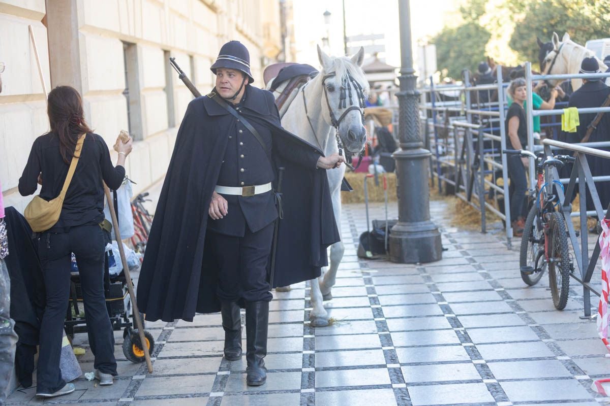 Las imágenes de los Javis en la Plaza de Santa Ana rodando para su nueva película
