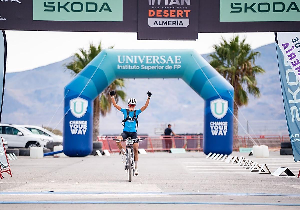 Natalia Fischer gana con contudencia y ve el triunfo global cada vez más cerda.