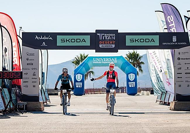 Luis Ángel Maté entra sin el 'acoso' de Luis León Sánchez.