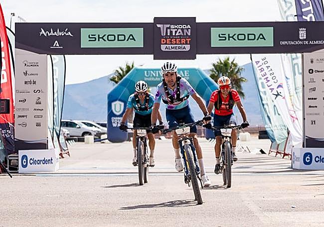 Zubeldia se empone en la meta, con Luisle arrebatando el liderato a Luis Ángel Maté.