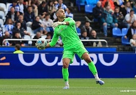 Andrés Fernández jugando contra el Deportivo de la Coruña