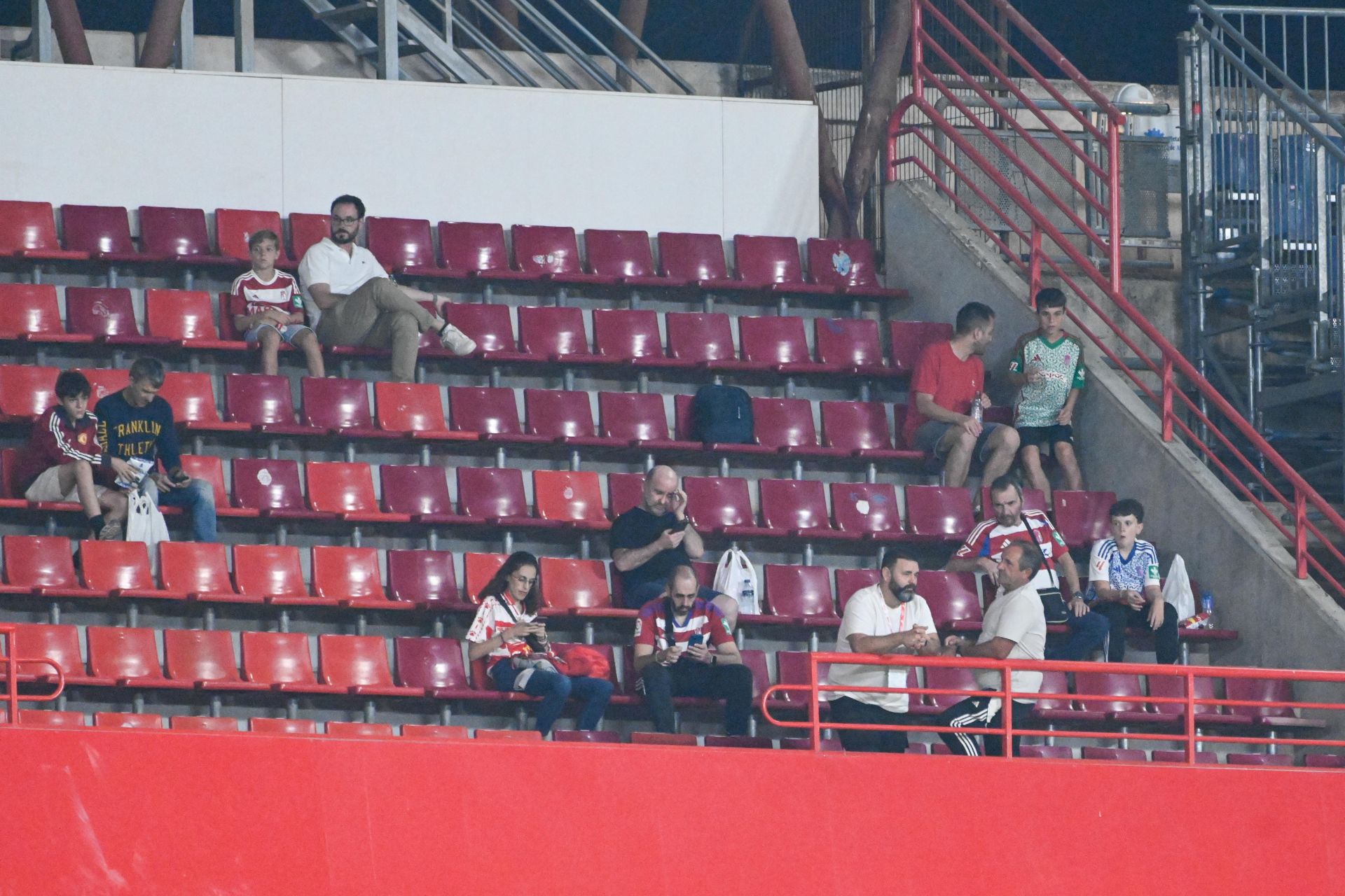 Encuéntrate en Los Cármenes durante el Granada-Real Sociedad B