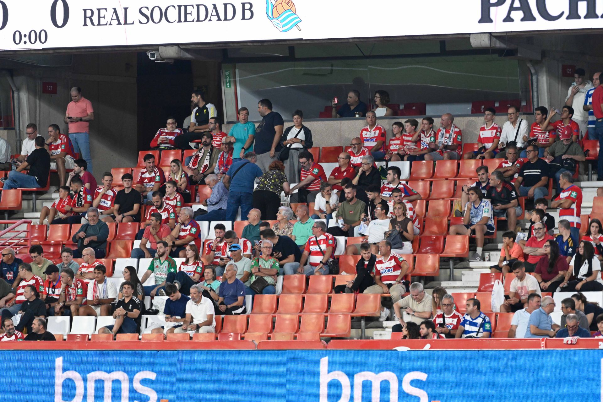 Encuéntrate en Los Cármenes durante el Granada-Real Sociedad B