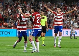 Los rojiblancos regresan a los Cármenes.