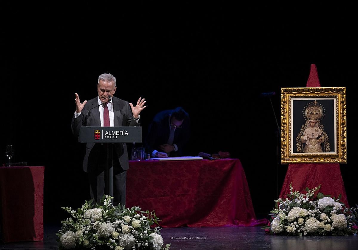 Veinticinco años de amor a la Virgen de los Desamparados