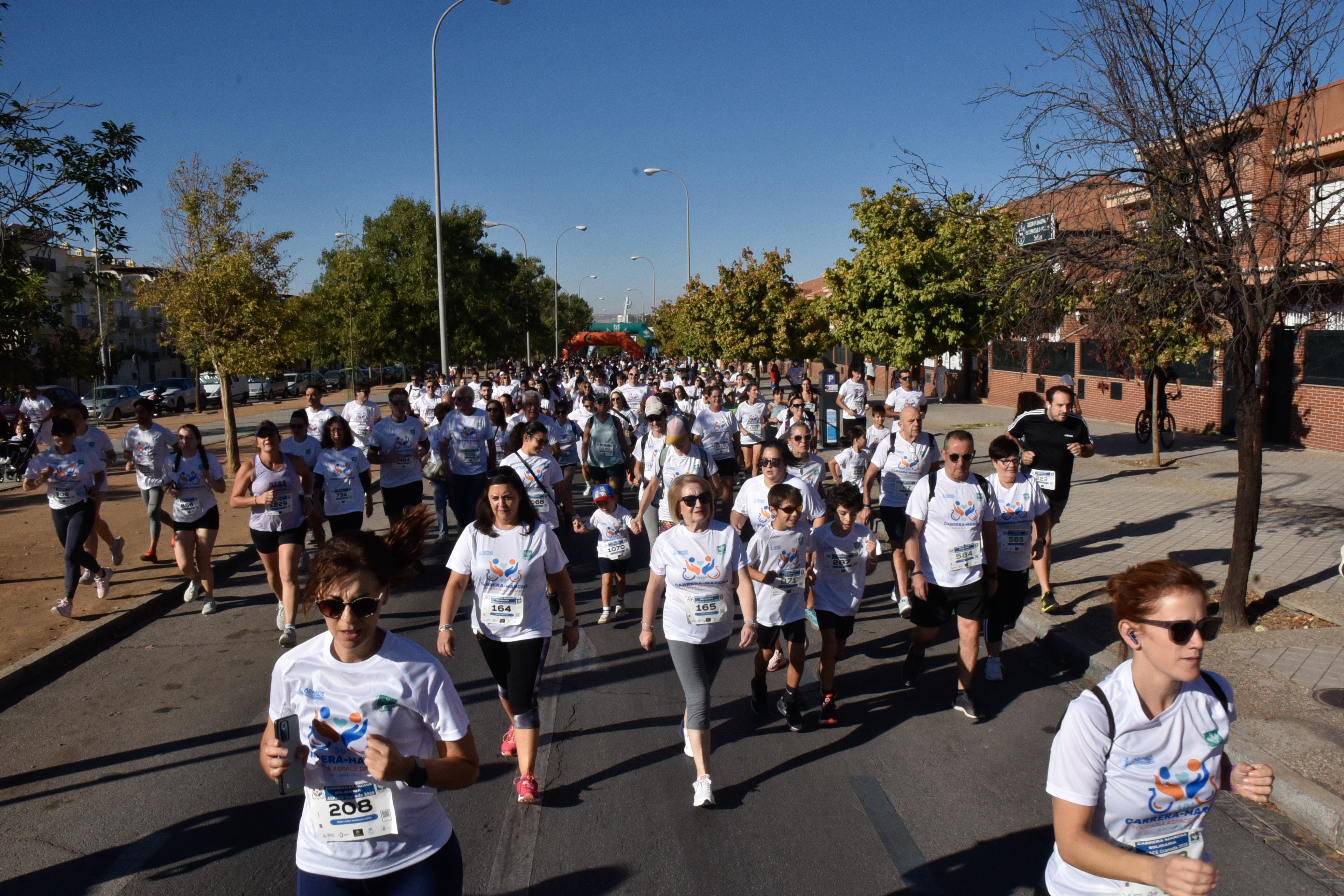 Encuéntrate en la carrera de Aspace en Granada