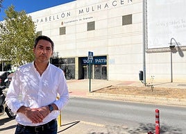 El viceportavoz del grupo municipal socialista en el Ayuntamiento de Granada, Eduardo Castillo.