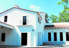 Villa turística vendida por la Junta en la localidad onubense de Fuenteheridos.