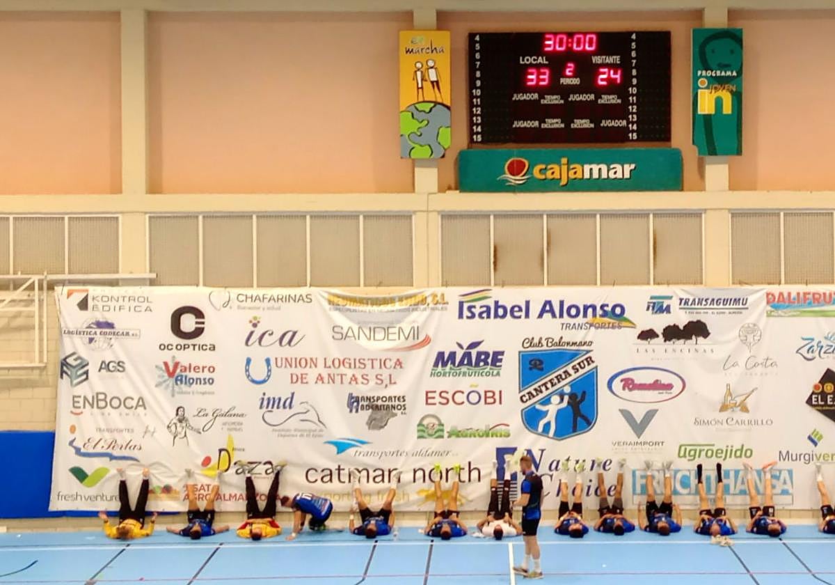 Cantera Sur ha puesto la categoría patas arriba, con tres victorias en tres partidos.