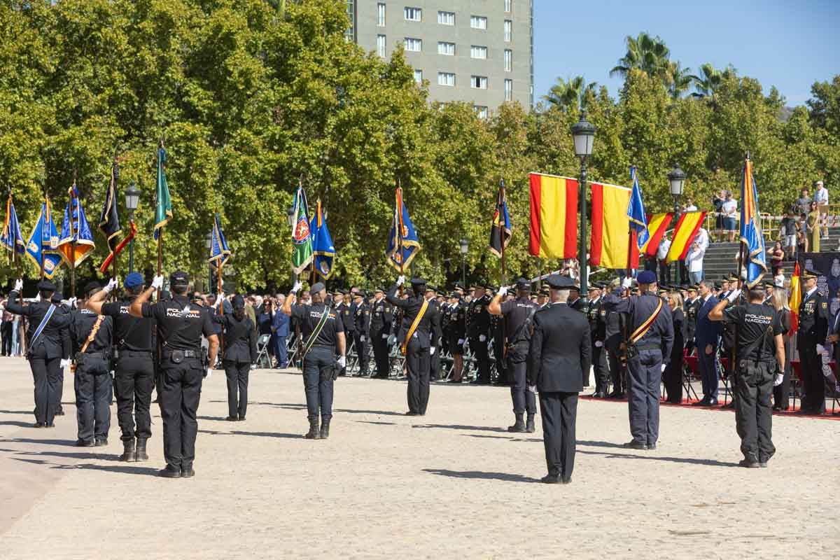 Las imágenes de la celebración del Patrón de la Policía en Granada
