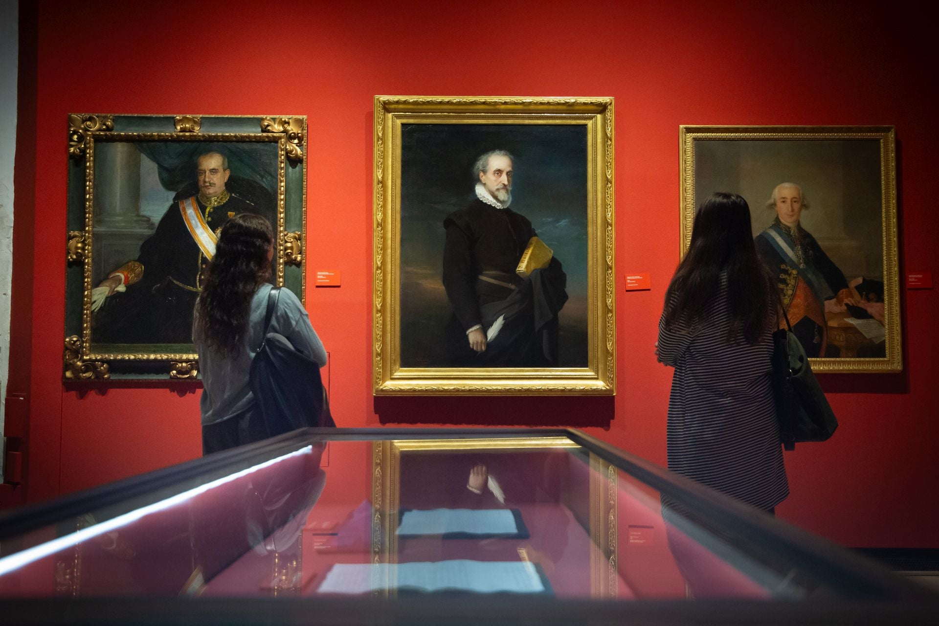 La impresionante exposición con las mejores obras de las universidades de Granada y Sevilla en el Hospital Real