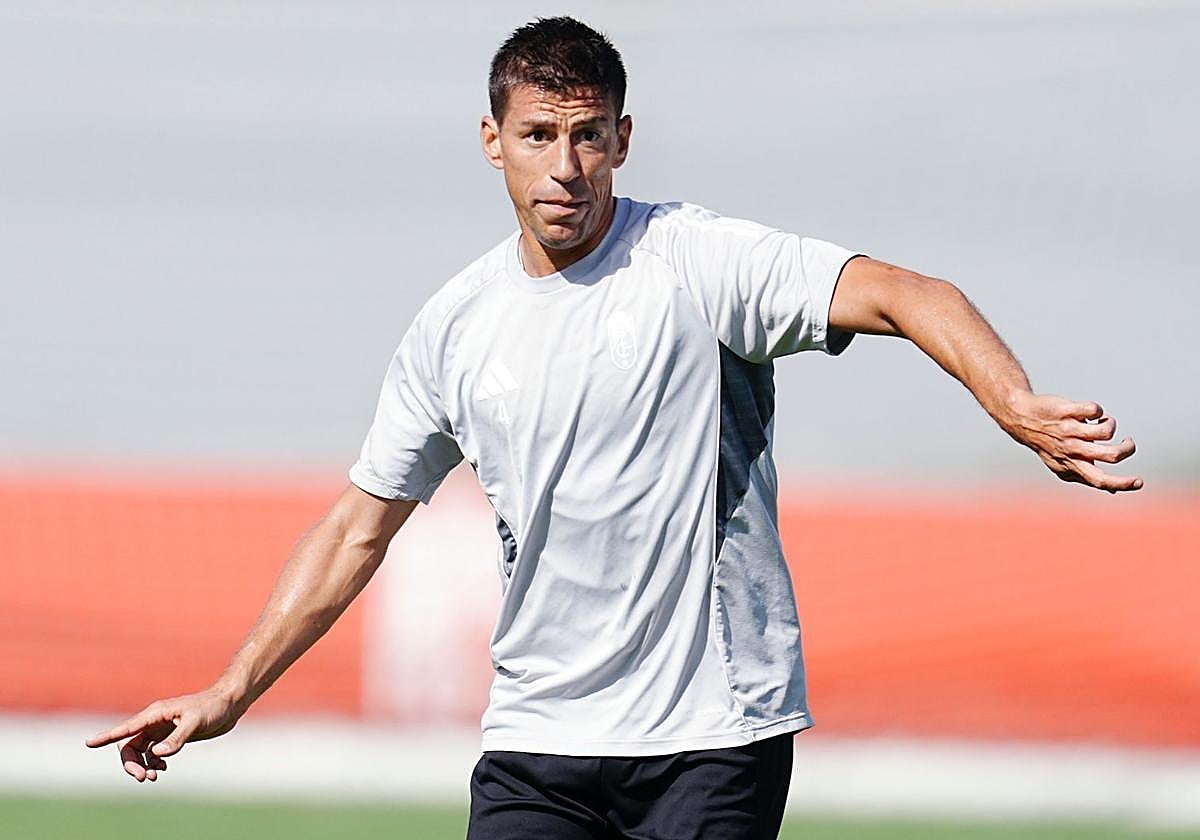 Rubén Alcaraz, durante un entrenamiento.