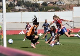 LRemate de María Barquero para el empate definitivo del Granada contra la Real Sociedad.