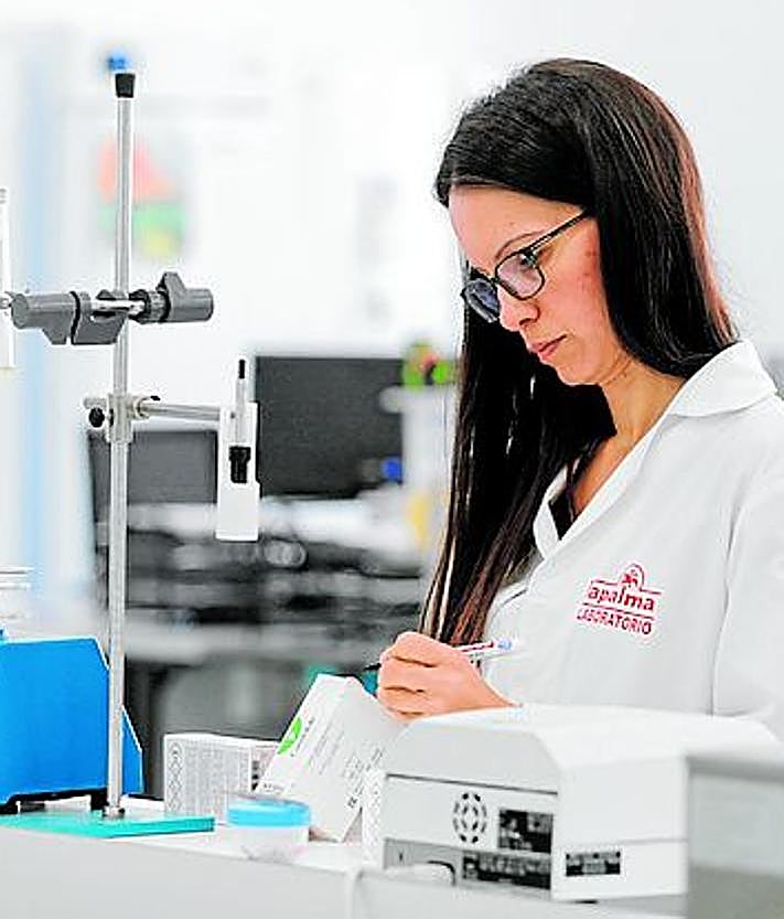 Imagen secundaria 2 - La gran cooperativa del cherry innova con el salmorejo y las hamburguesas veganas