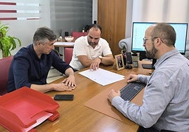 Reunión del diputado José Luis Agea con el alcalde Antonio Navas.
