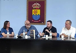 Intervención del escritor Rafael Valdivia.