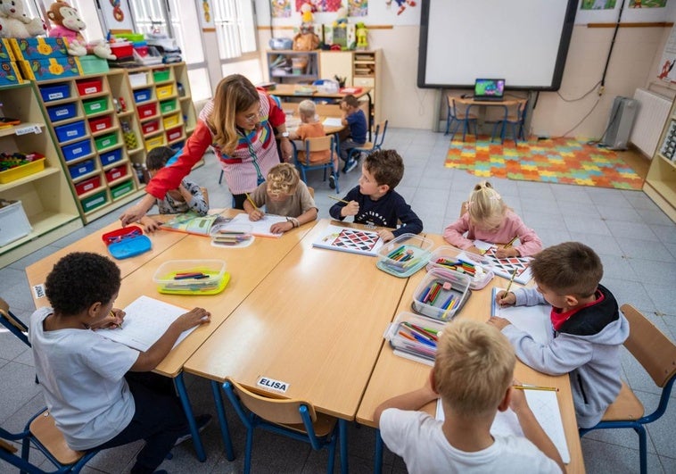Cuatro centros de zonas despobladas de Granada pedirán a Educación tener un comedor el próximo curso