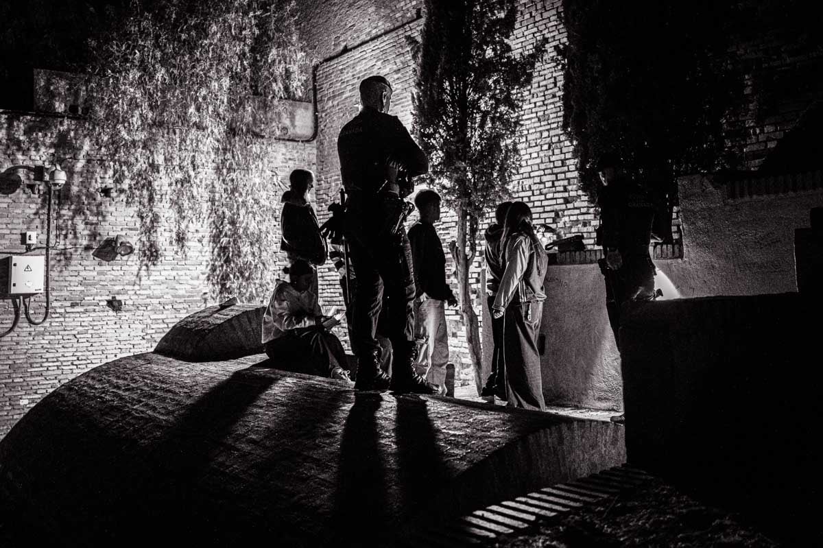 La patrulla, al detalle: una noche con la Policía Local de Granada